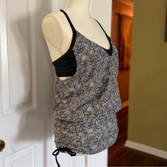 “ATHLETA” Laguna Side Scrunch Tankini - Picture 9 of 16